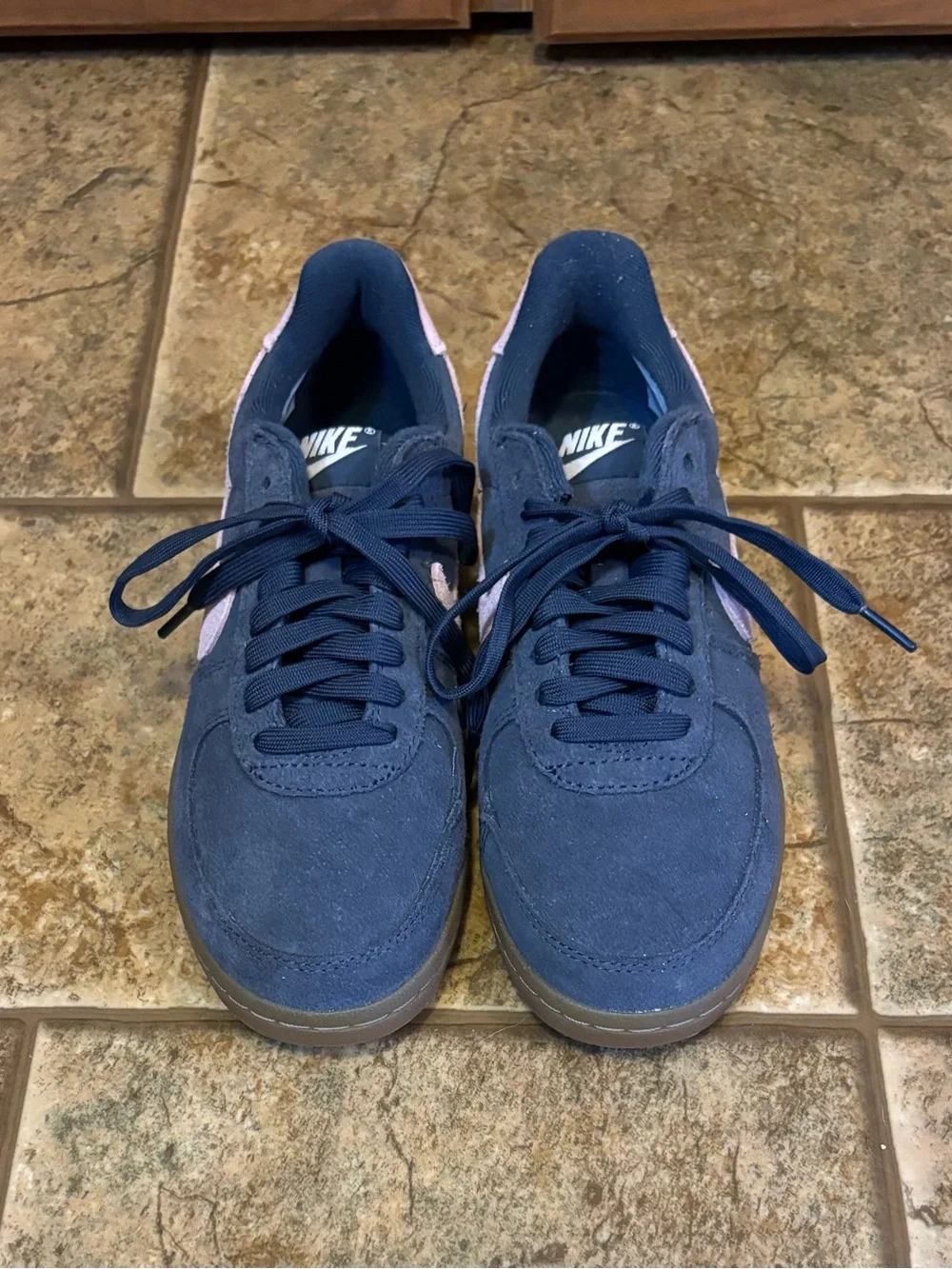 NWOT Nike women’s Field General Suede shoes sz 8